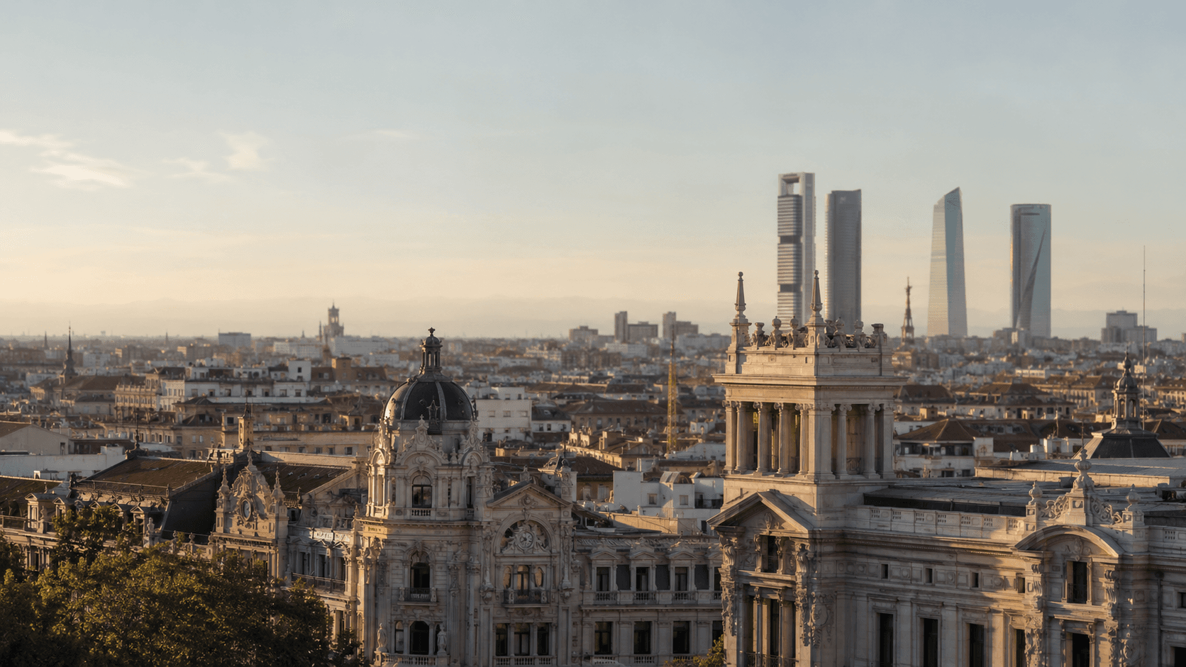 Portuguese coast representing the IFICI tax regime for UK movers after NHR closure